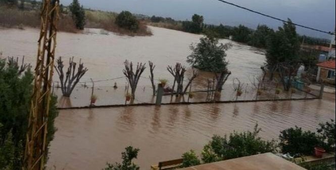 فيضانات النهر الكبير تغمر بلدات سهل عكار والاهالي يناشدون المعنيين