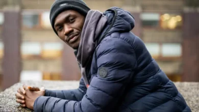 لاجىء أميركي في بريطانيا يعيش على المساعدات