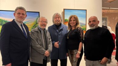 افتتاح لافت لمعرض "مقام" للفن والرسم في بيت بيروت