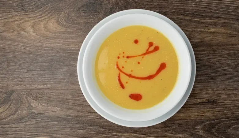 شوربة العدس.. فوائد غذائية لا تُقدّر بثمن