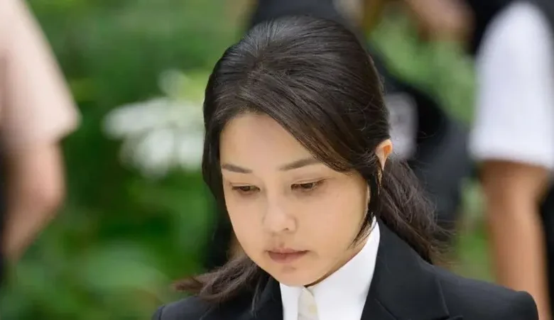 السجن 20 شهراً لسيدة كوريا الجنوبية الأولى بتهم الفساد