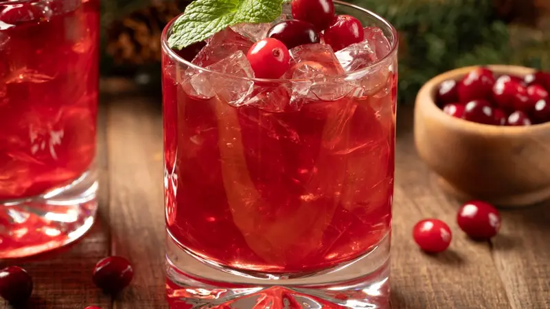 شرب عصير الفاكهة يوميًا.. سلاح ذو حدين