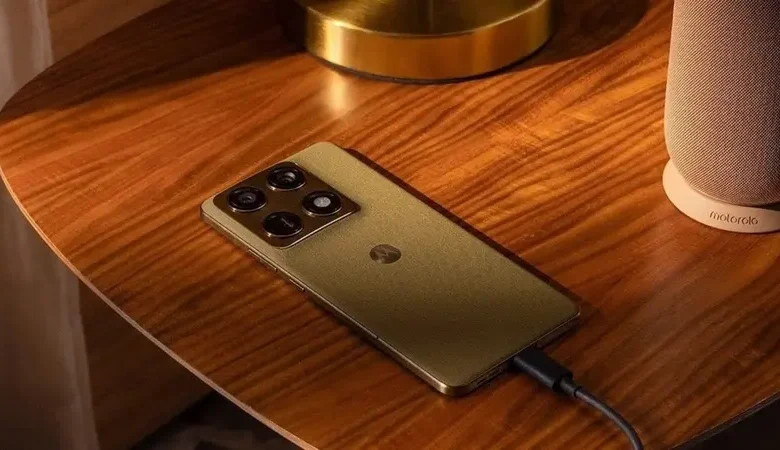 هاتف Signature من "موتورولا" هل هو منافس قاتل لسلسلة Galaxy S