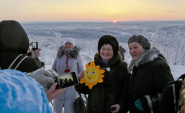 مدينة روسية تستقبل أول شروق للشمس بعد 40 يوما مظلما..