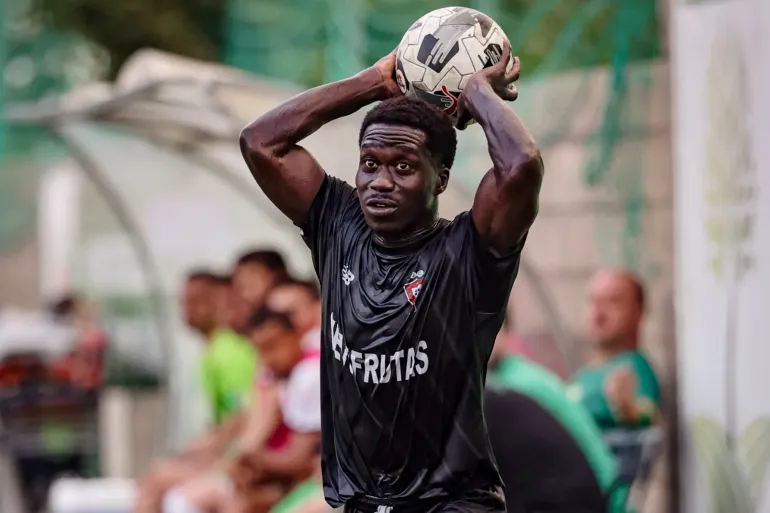 وفاة لاعب برتغالي بسكتة قلبية مفاجئة