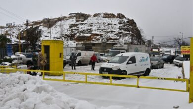 الطرقات المقفلة بسبب تراكم الثلوج