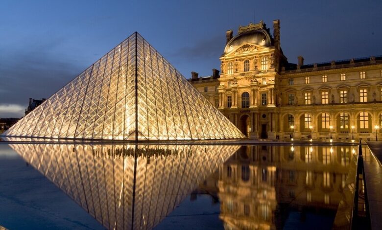 بالفيديو: كشف عملية سرقة المجوهرات من متحف اللوفر