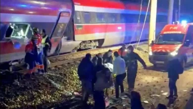 قــ . تــ . لى وعشرات المصابين نتيجة تصادم قطارين جنوب إسبانيا