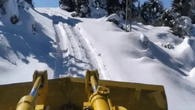 اليكم الطرقات المقطوعة بسبب تراكم الثلوج