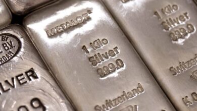 أسعار الفضة تصعد إلى مستوى تاريخي لأول مرة