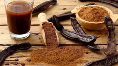 "عصير الخروب" مشروب رمضاني بفوائد صحية عديدة