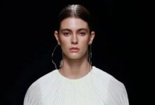 عارضة أزياء عالمية وجدت متوفاة في منزلها