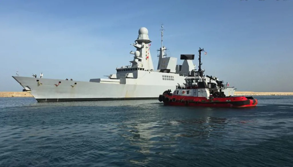 تعاون عسكري بحري بين الجيش اللبناني والفرقاطة الفرنسية FORBIN