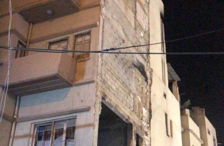 إخلاء مبنى سكني في القبة بعد رصد تصدّعات