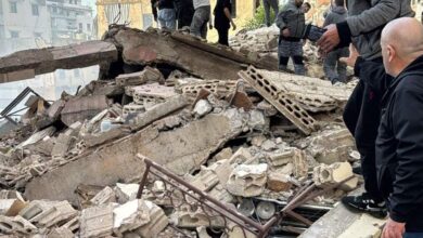 عمليات الإنقاذ والبحث مستمر عن مفقودين تحت أنقاض المبنى المنهار
