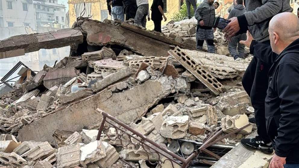 عمليات الإنقاذ والبحث مستمر عن مفقودين تحت أنقاض المبنى المنهار