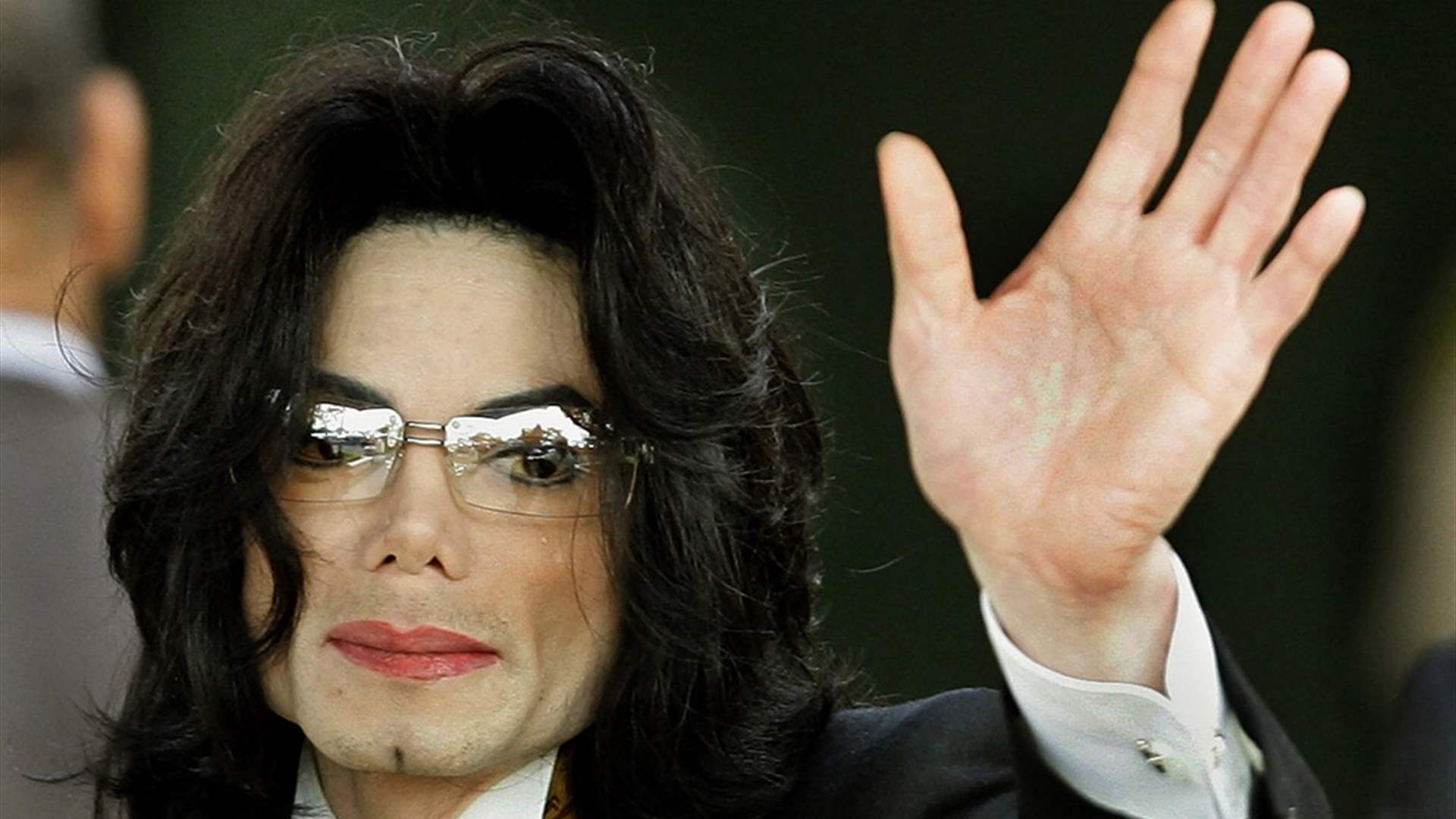 شهادة صوتية تُثير أسئلة قديمة حول عالم مايكل جاكسون الخفي