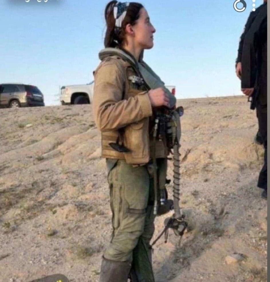 صور متداولة لـ3 طيارين أميركيين قفزوا من طائرات أسقطت