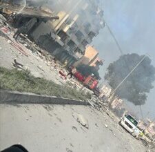 قطع طريق دير الزهراني بسبب الغارات الاسرائيلية