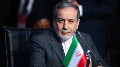 عراقجي أكد لنظيره الباكستاني مسؤولية الجميع في مواجهة انهيار المعايير الدولية