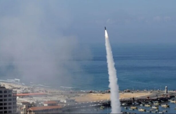 الصـــ . واريخ التي اطلقت من ايران باتجاه القاعدة البريطانية في قبرص أين سقطت؟