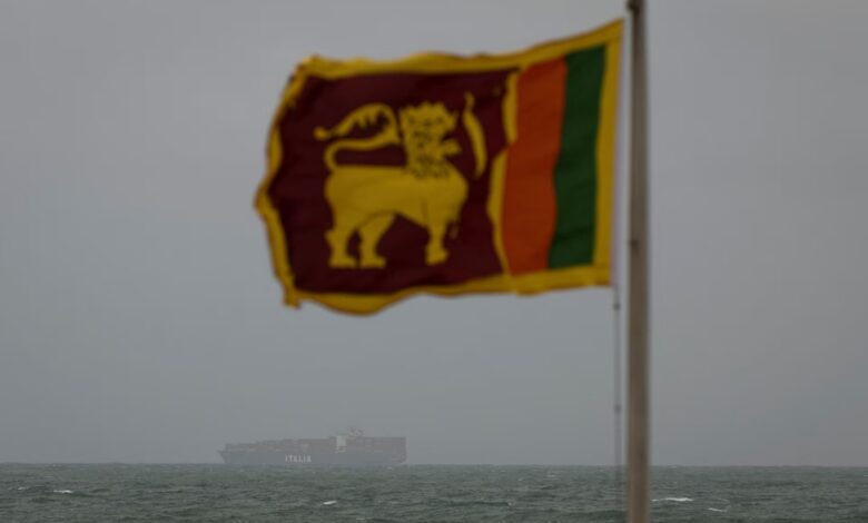 الخارجية السريلانكية أعادت جثامين 84 بحاراً من الفرقاطة الإيرانية التي اغرقتها أميركا