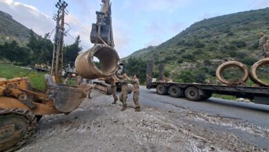 بالصور - الجيش اللبناني يفتح طريق الخردلي - النبطية بالكامل وجسر برج رحال بشكل جزئي 