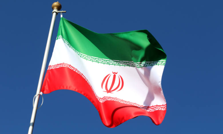 "الغارديان": إيران انتصرت في الحرب المعلوماتية مع الولايات المتحدة بالفكاهة والميمات