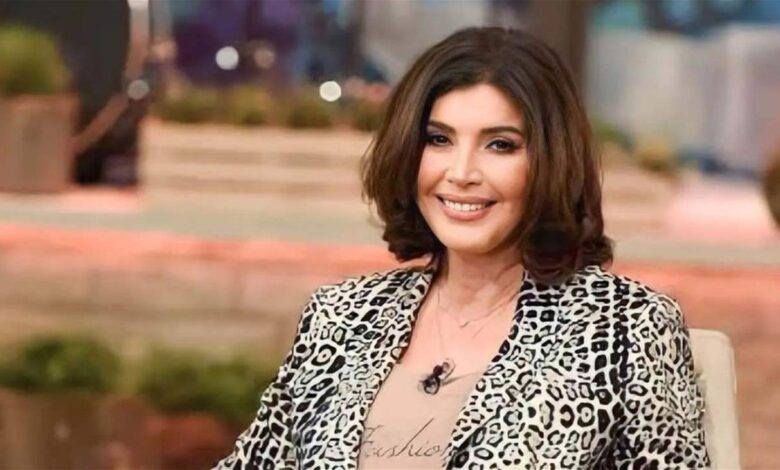 ميرفت امين تقلق الجمهور على صحتها.. اليكم ما حدث معها