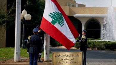 تنكيس الأعلام في القصر الجمهوري حداداً على ضحايا الاعتداءات الإسرائيلية