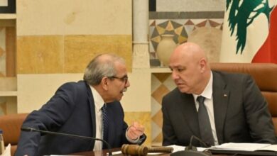 رئيسا الجمهورية والحكومة يواصلان الاتصالات بشأن وقف الحرب