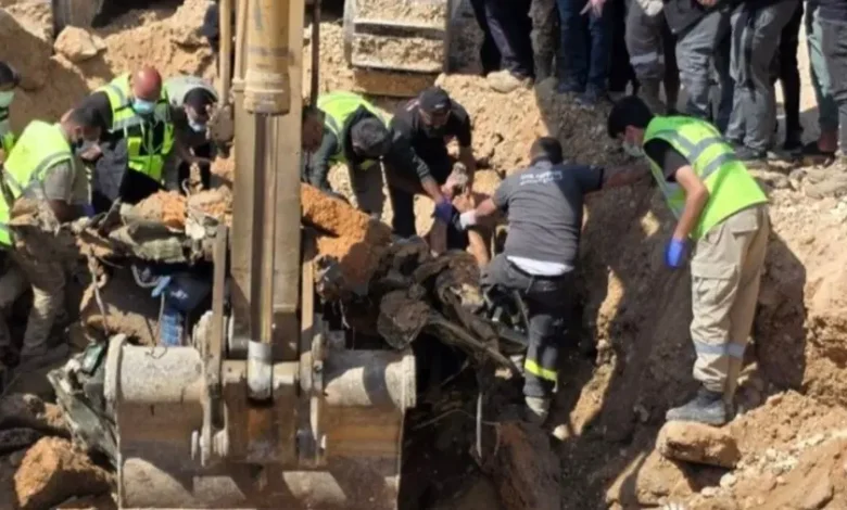 انتشال جثتَي المفقودين من داخل سيارتهما تحت جسر القاسمية...