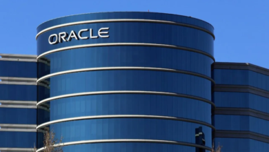 ​"أوراكل" تُضحّي بآلاف الوظائف في رهانها على الذكاء الاصطناعي