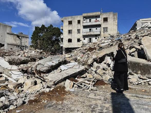 “الجيش الإسرائيلي يواصل تدمير المباني في جنوب لبنان