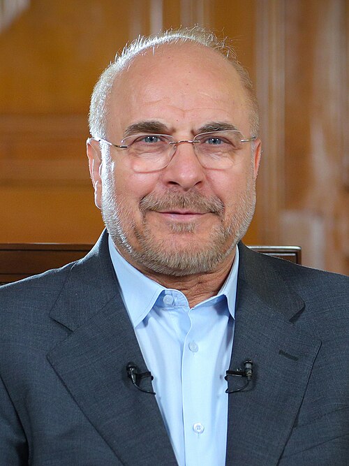 رئيس البرلمان الإيراني: العالم يقف على أعتاب نظام جديد