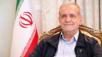 الرئيس الإيراني: لن نخضع لأي قوة أو نضحي بكرامة البلاد من أجل الراحة الشخصية