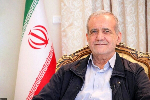 الرئيس الإيراني: لن نخضع لأي قوة أو نضحي بكرامة البلاد من أجل الراحة الشخصية