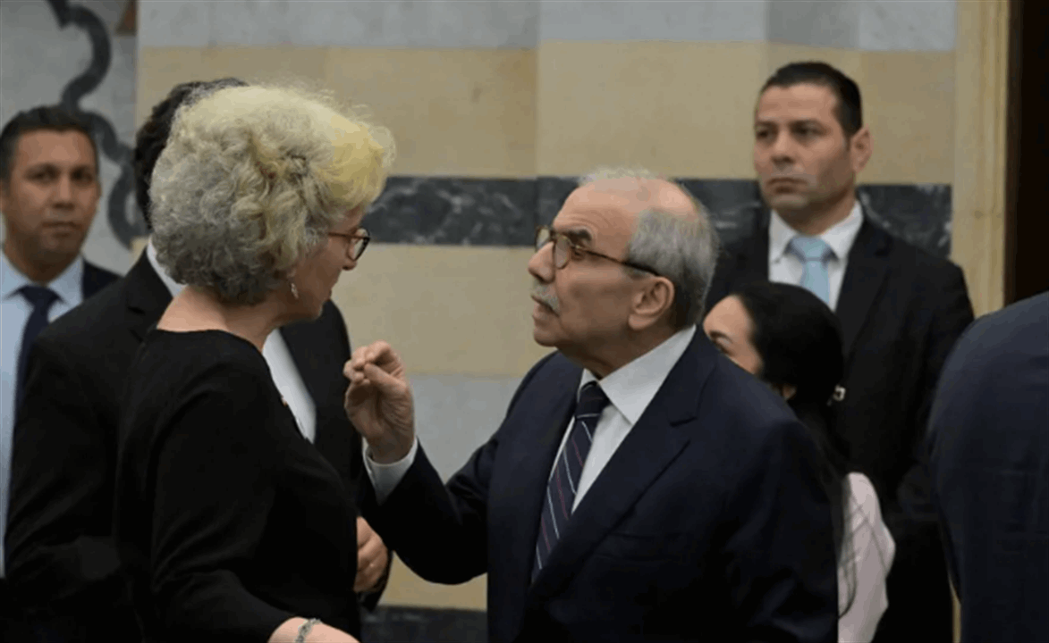 نقاش حاد بين الرئيس سلام ووزيرة التربية.. ماذا جرى؟
