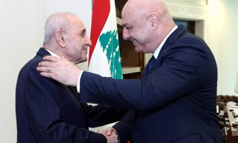 الرئيس عون يقود السفينة وحيداً.. وبري: كان من الأفضل التلويح بوقف المفاوضات!