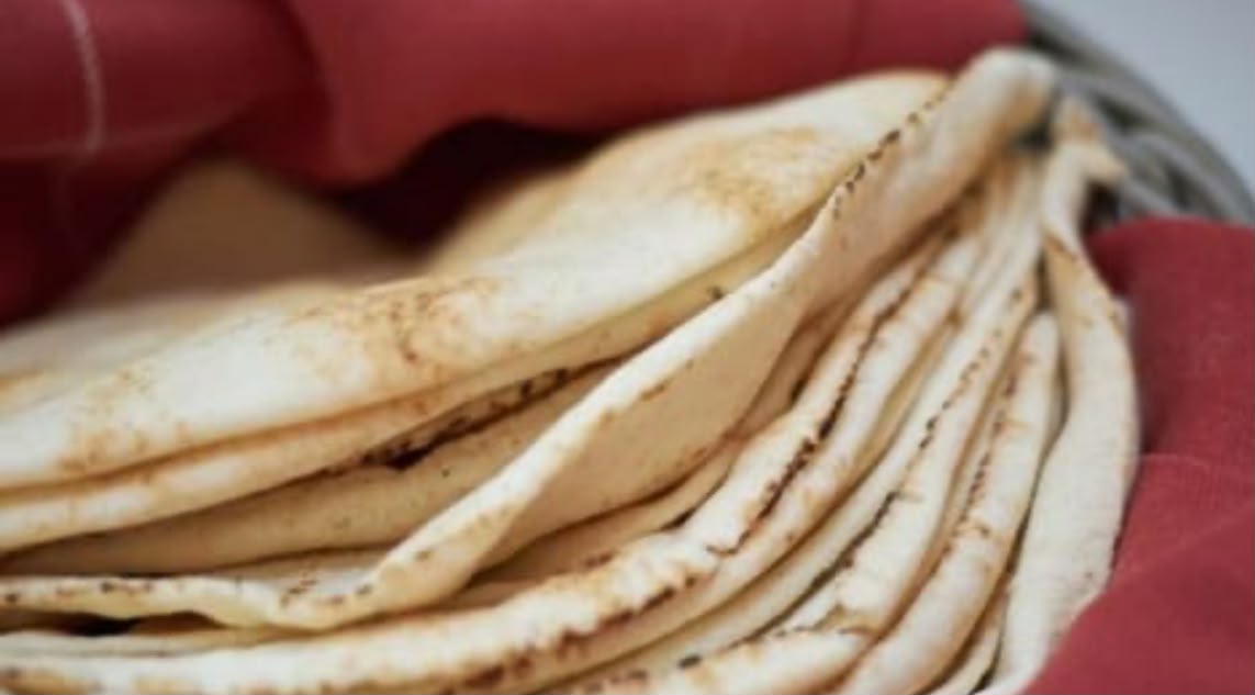 ما هو مصير ربطة الخبز.. بعد ضريبة الـ3 في المئة؟