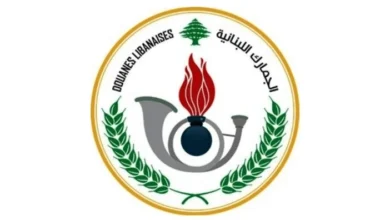 "الجمارك" تداهم محال وتسطر محاضر ضبط لبيع تبغ مهرب...
